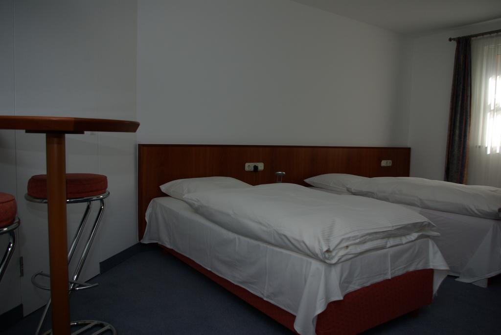 Hotel Alte Bruecke Bad Homburg vor der Höhe Eksteriør bilde