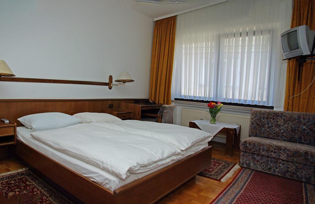 Hotel Alte Bruecke Bad Homburg vor der Höhe Rom bilde